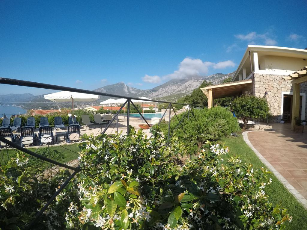 Hotel Villa Gustui Maris Cala Gonone Bagian luar foto