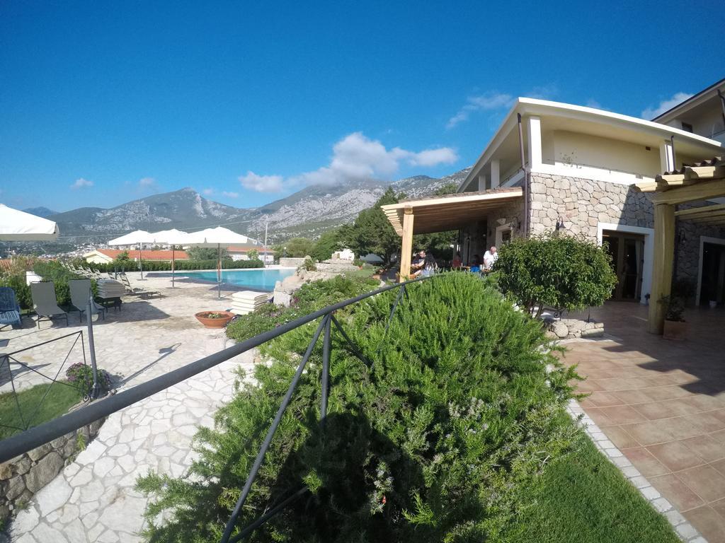 Hotel Villa Gustui Maris Cala Gonone Bagian luar foto