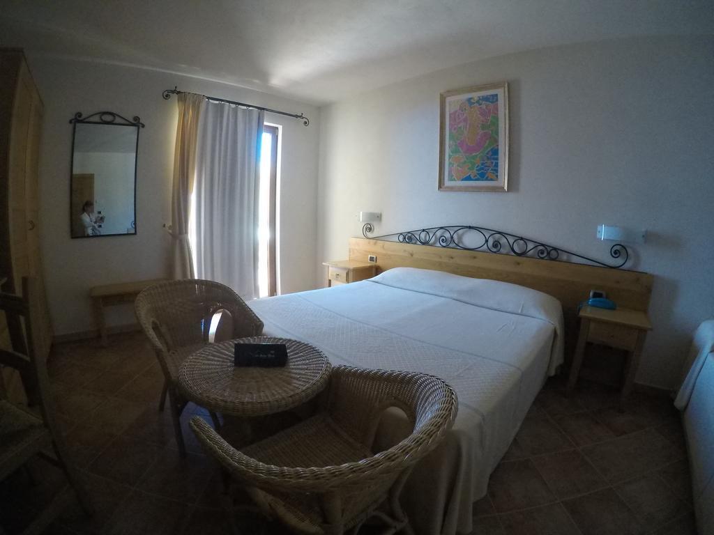 Hotel Villa Gustui Maris Cala Gonone Bagian luar foto