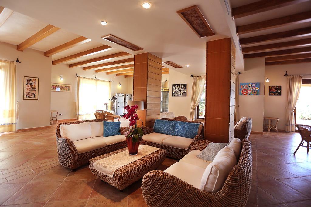 Hotel Villa Gustui Maris Cala Gonone Bagian luar foto