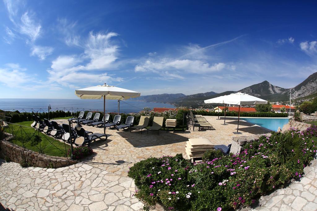 Hotel Villa Gustui Maris Cala Gonone Bagian luar foto