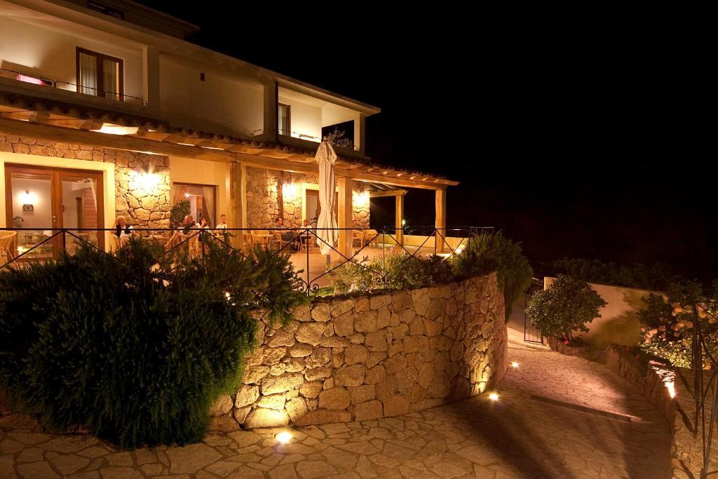 Hotel Villa Gustui Maris Cala Gonone Bagian luar foto